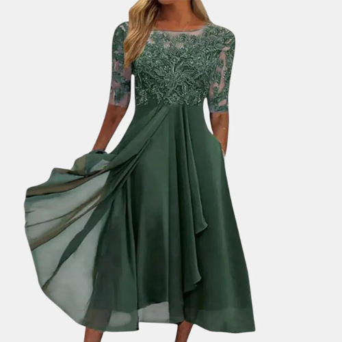 Elvina | Robe avec détail en dentelle